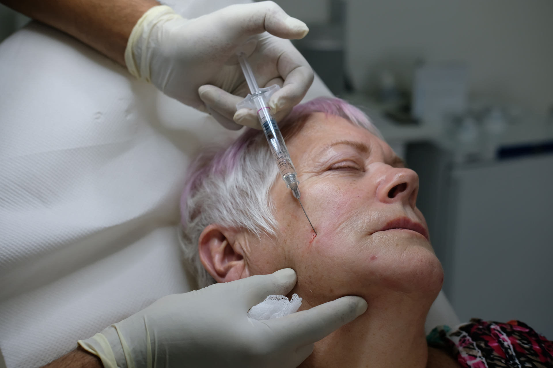 Aesthetic courses and medical aesthetics training - injection anatomy philosophy at Harley Street Institute London