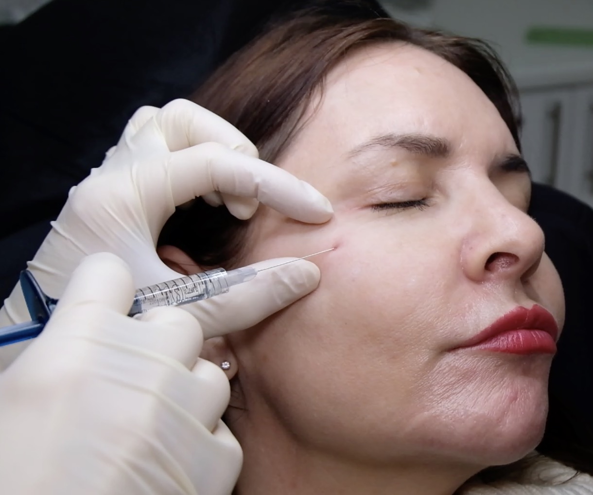 Fellowship vs Masters in Aesthetic Medicine: Complete Guide - Education Guide insights from Harley Street Institute - fellowship vs masters, aesthetic medicine education, medical training, career guide, aesthetic courses