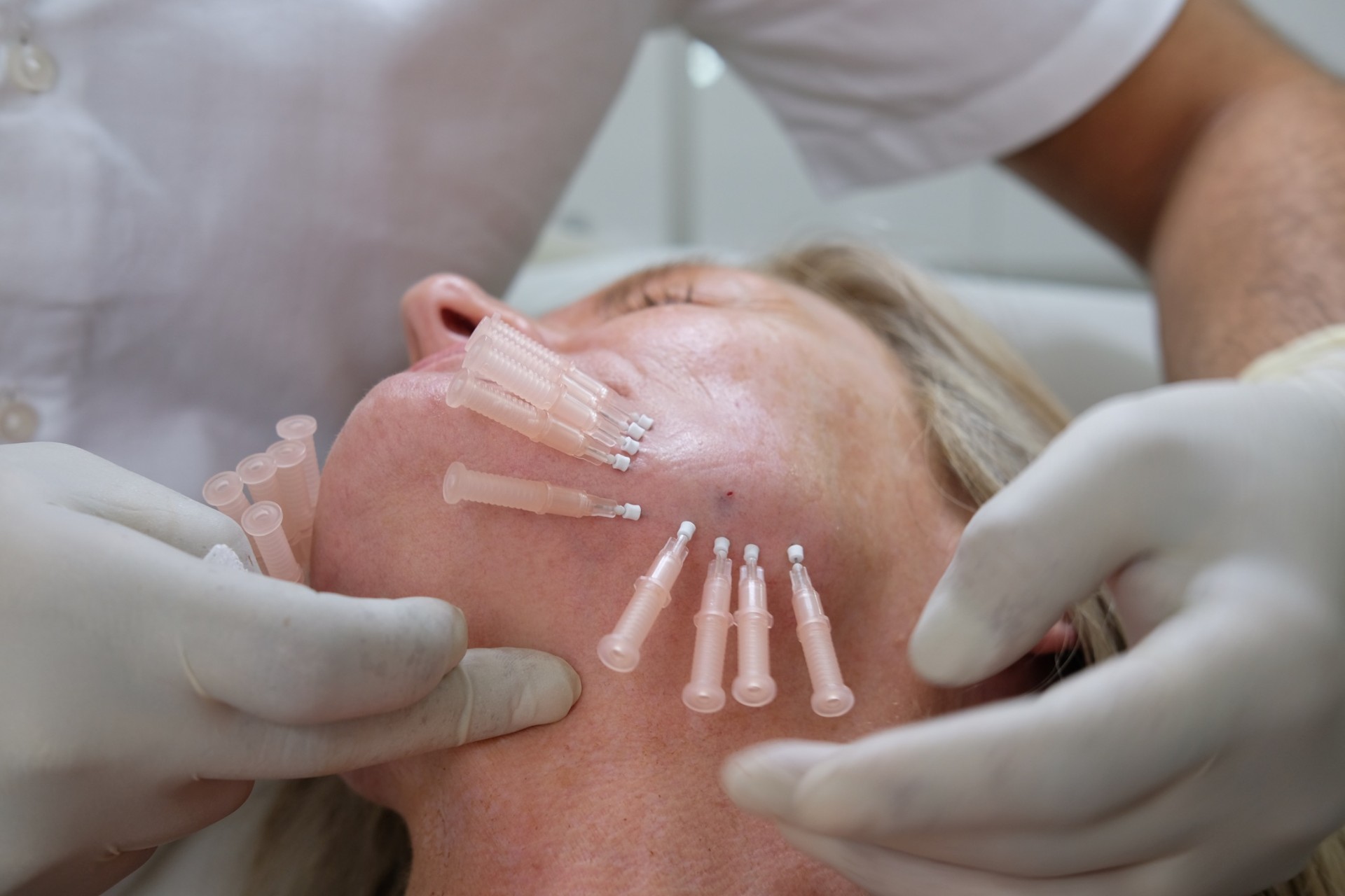 Emotional Resilience for Aesthetic Practitioners: Building Mental Strength - Professional Development insights from Harley Street Institute - emotional resilience, aesthetic practitioner, mental health, professional wellbeing, patient management